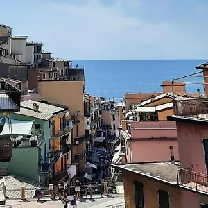 Ambrosia , Manarola Italia